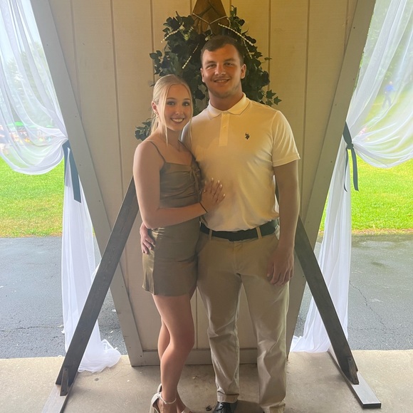 Meet your Posher, Gina - Picture 1 of 1